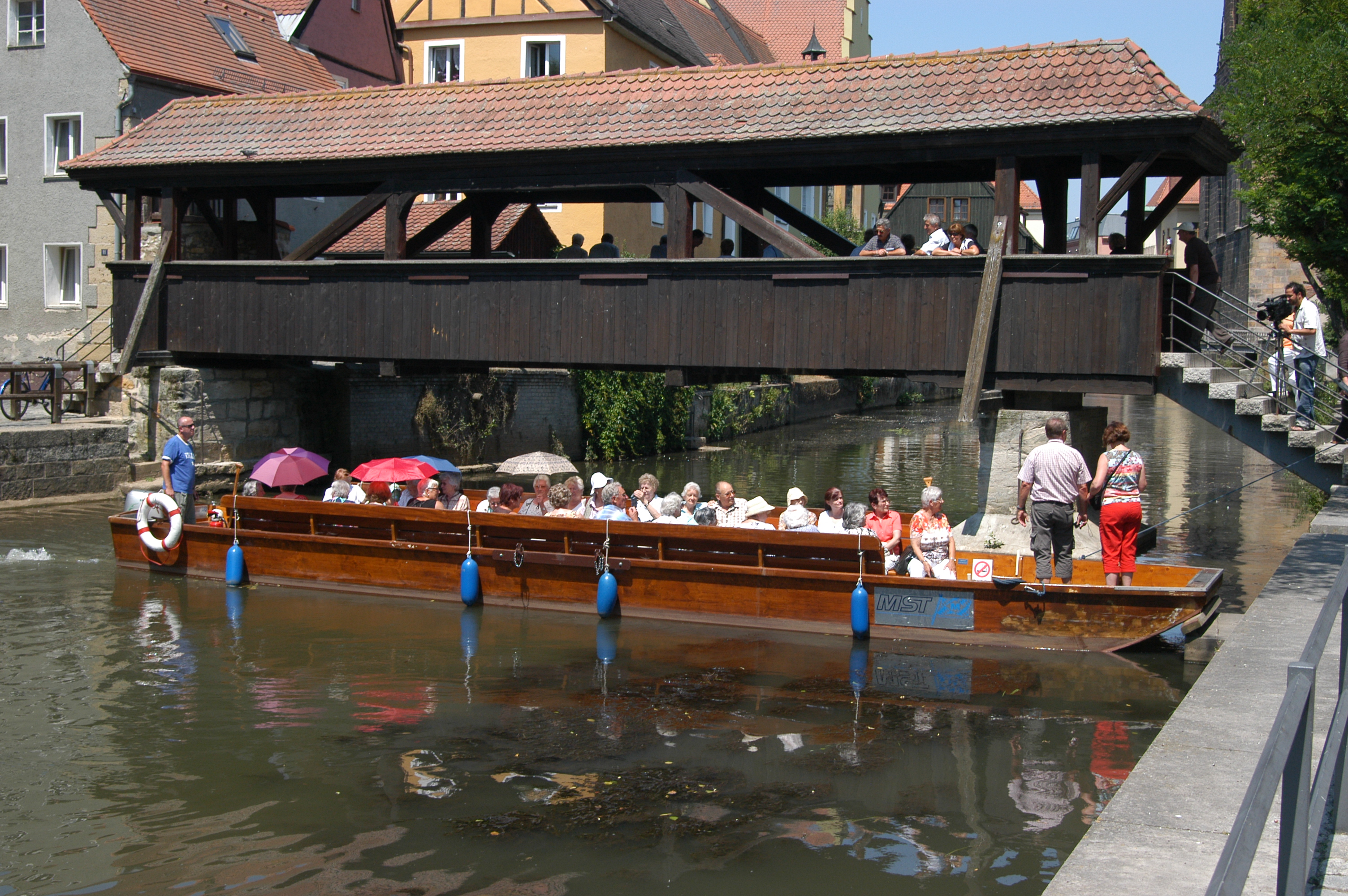 Plättenfahrt auf der Vils Plättenfahrt auf der Vils